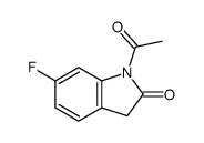 1-乙酰基-6-氟-1,3-二氢-2H-吲哚-2-酮 结构式