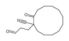 2-氧代-1-(3-氧代丙基)环十二烷-1-甲腈 结构式