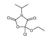 5-氯-5-乙氧基-3-异丙基-2,4-恶唑烷二酮 结构式