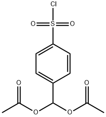 乙酰氧基-(4-氯磺酰基苯基)乙酸甲酯 结构式